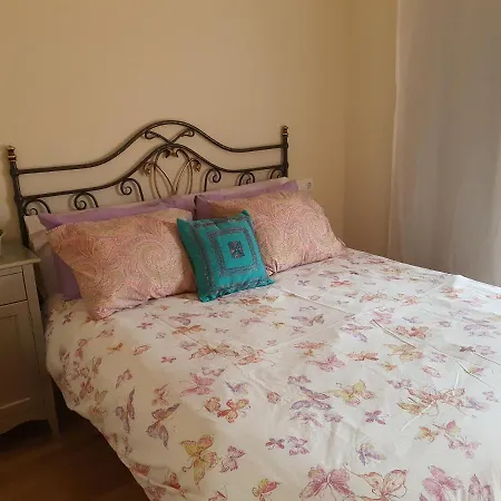 En El Centro De Nuevo Y Con Terraza Cedeira