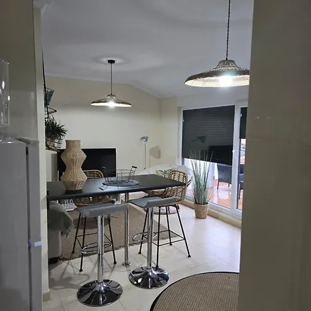 En El Centro De Nuevo Y Con Terraza Apartament *