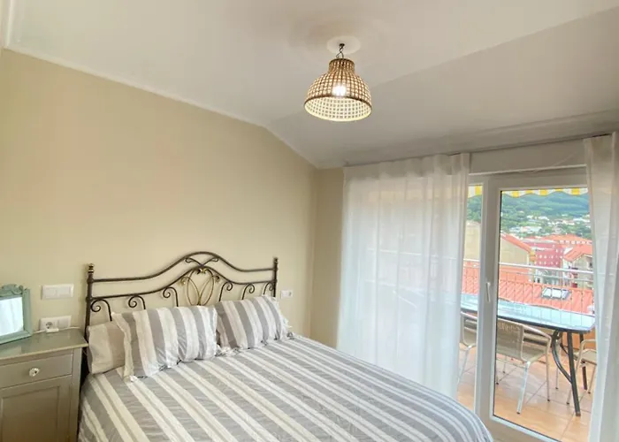 Appartement En El Centro De Nuevo Y Con Terraza Cedeira